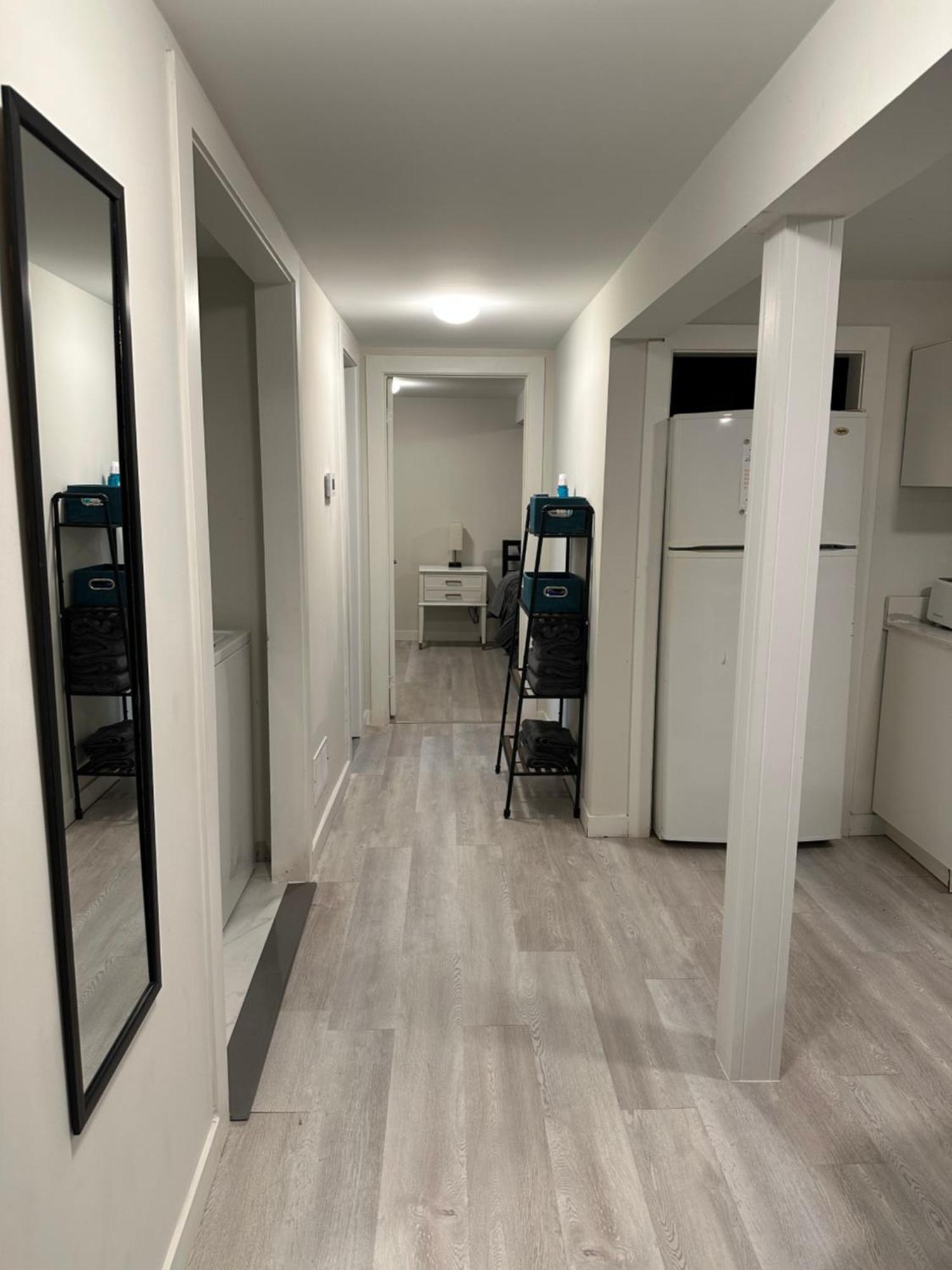 Comfy 2 Bedroom Near The Beach! Pickering Exterior foto